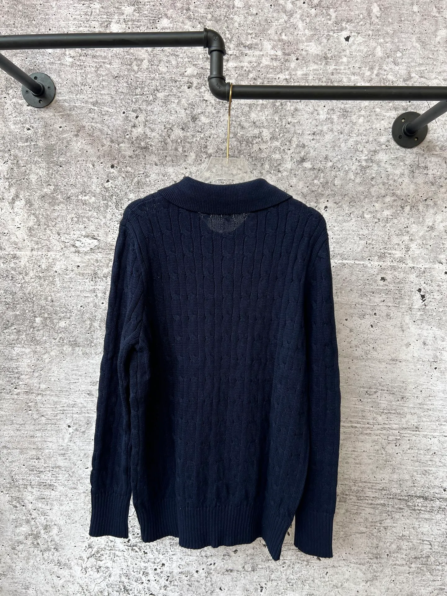 P240 Ralph Lauren fall lapel unisex polo sweater, made of the same pure cotton washed fabric as the original, all craftsmanship details restored to the original, buttoned lapel upper body with a lazy old money style